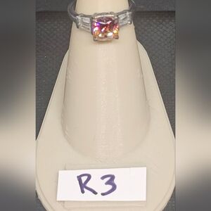 Elegant 925 Silver Ring with Multicolor Gemstone BRAND NEW. R3